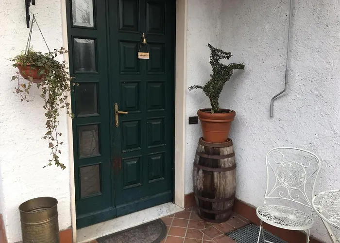 Panzió Perros Hermanos *